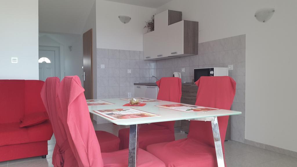 Apartments Vrvilo ロゴズニッツァ エクステリア 写真
